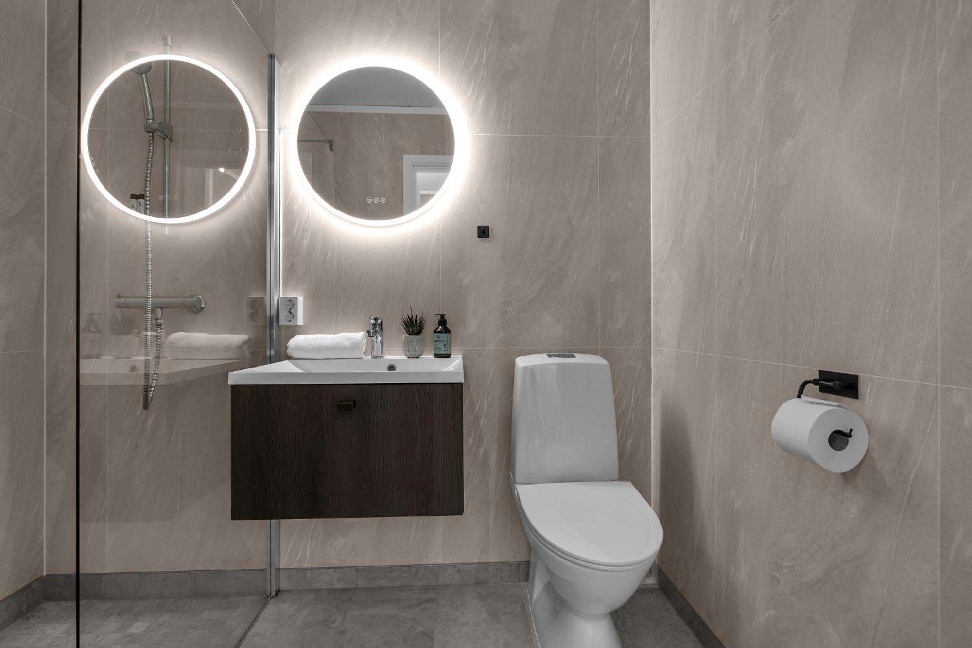 Supercentral City Apartment Eik トロムソ エクステリア 写真
